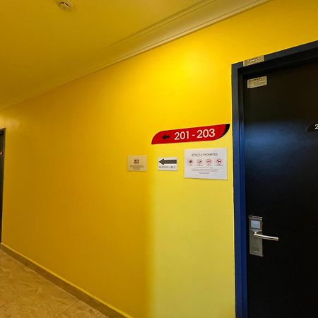 I Go Inn Bandar Saujana Putra Εξωτερικό φωτογραφία