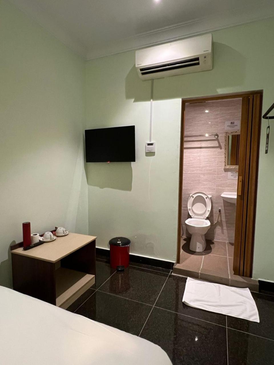 I Go Inn Bandar Saujana Putra Εξωτερικό φωτογραφία